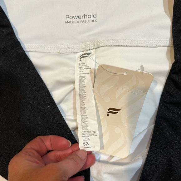 NWT! Fabletics Mika White High Rise Powerhold Mesh Insert Pocket Leggings 3X - Picture 4 of 11
